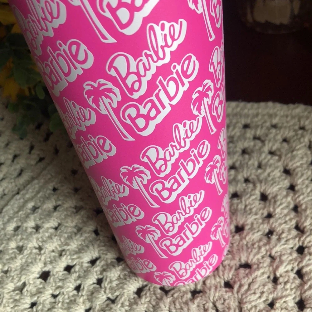 BARBIE 24 oz Tumbler - Picture 5 of 8